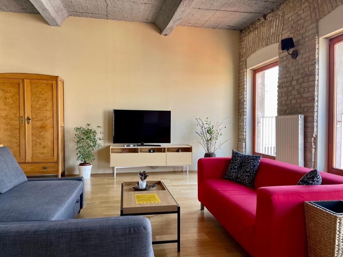 Penthouse W Private Rooftop And Free Parking Budapest Exterior foto